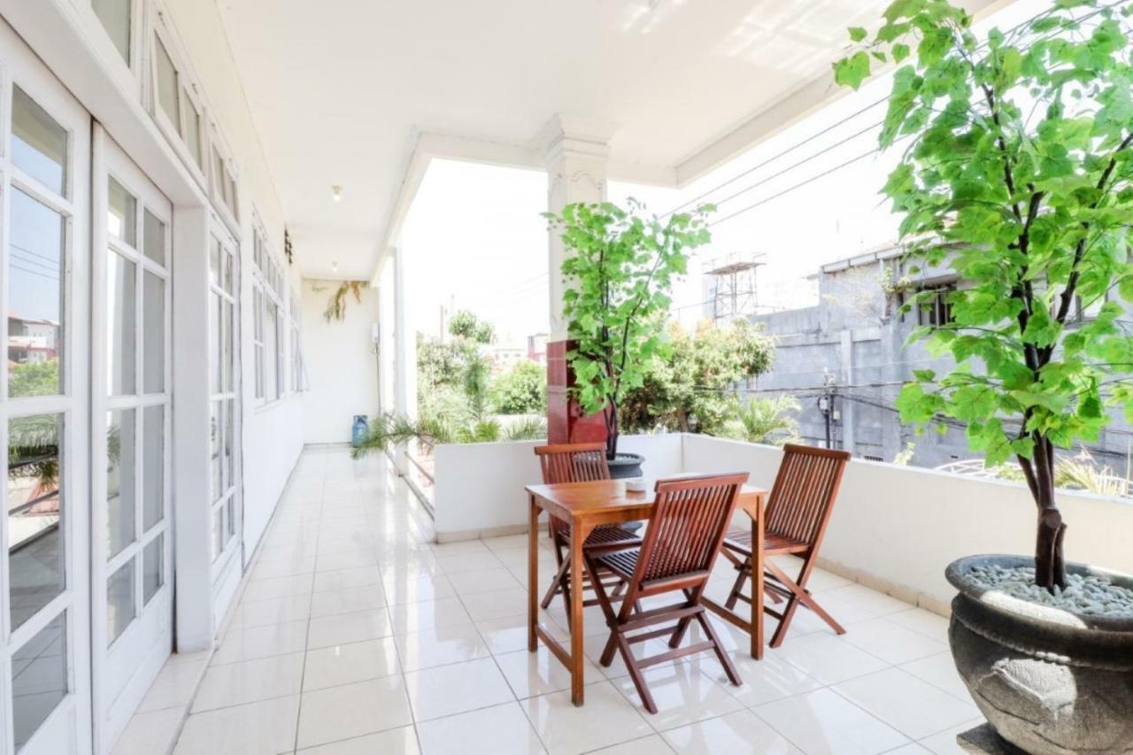 Palmyra Hostel Malang Kültér fotó