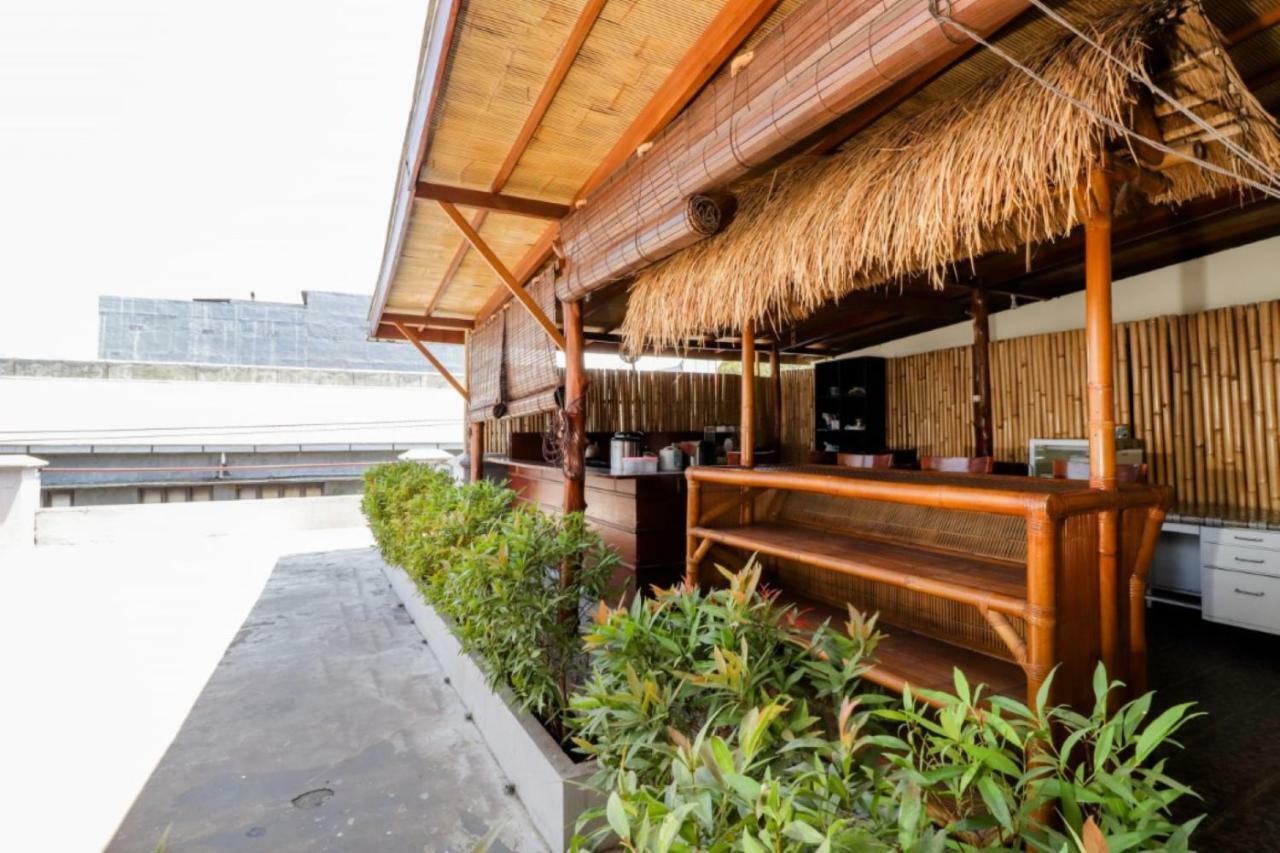 Palmyra Hostel Malang Kültér fotó