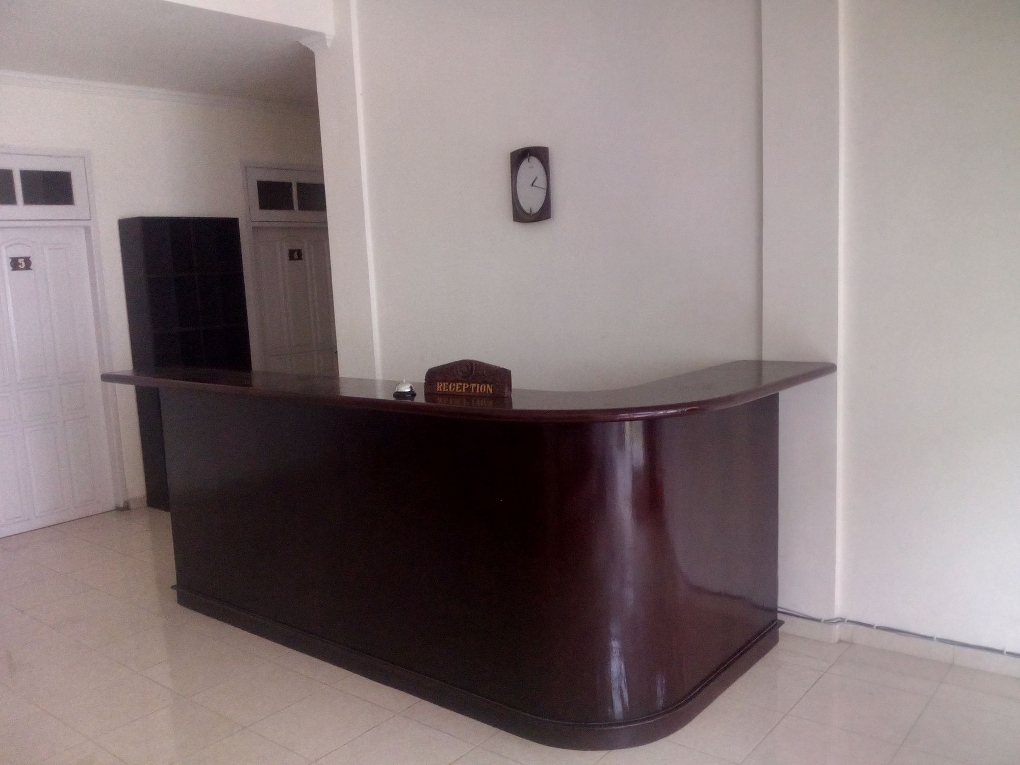 Palmyra Hostel Malang Kültér fotó